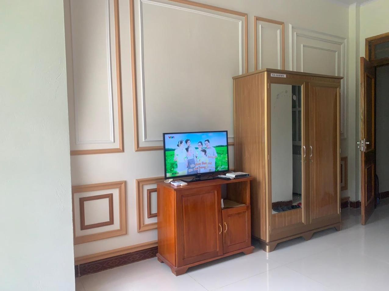 Viet Hoang Hotel Bao Lac Exterior photo