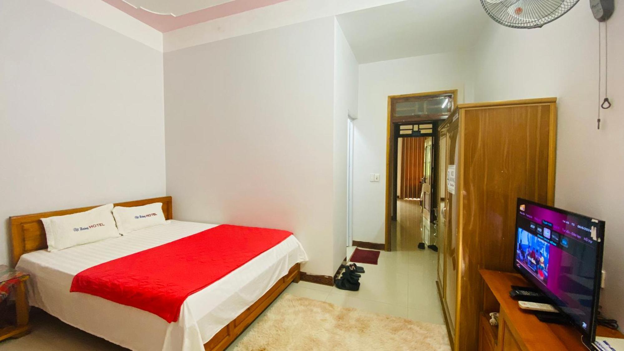 Viet Hoang Hotel Bao Lac Exterior photo