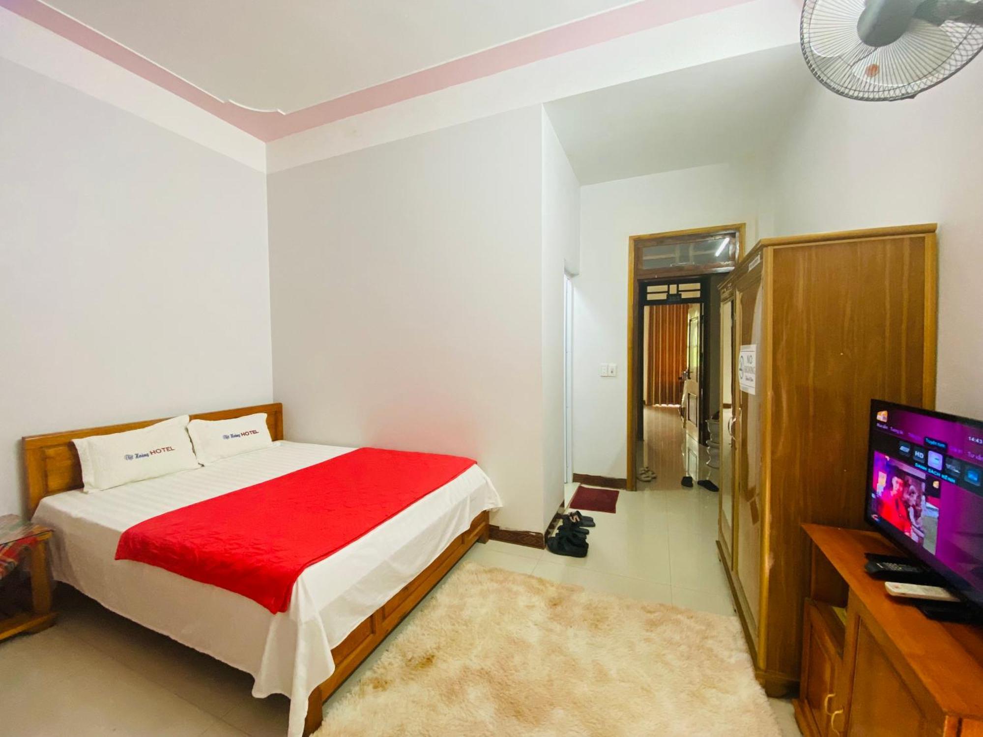 Viet Hoang Hotel Bao Lac Exterior photo